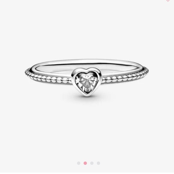Clear Heart Pandora Ring✨ - Picture 2 of 4